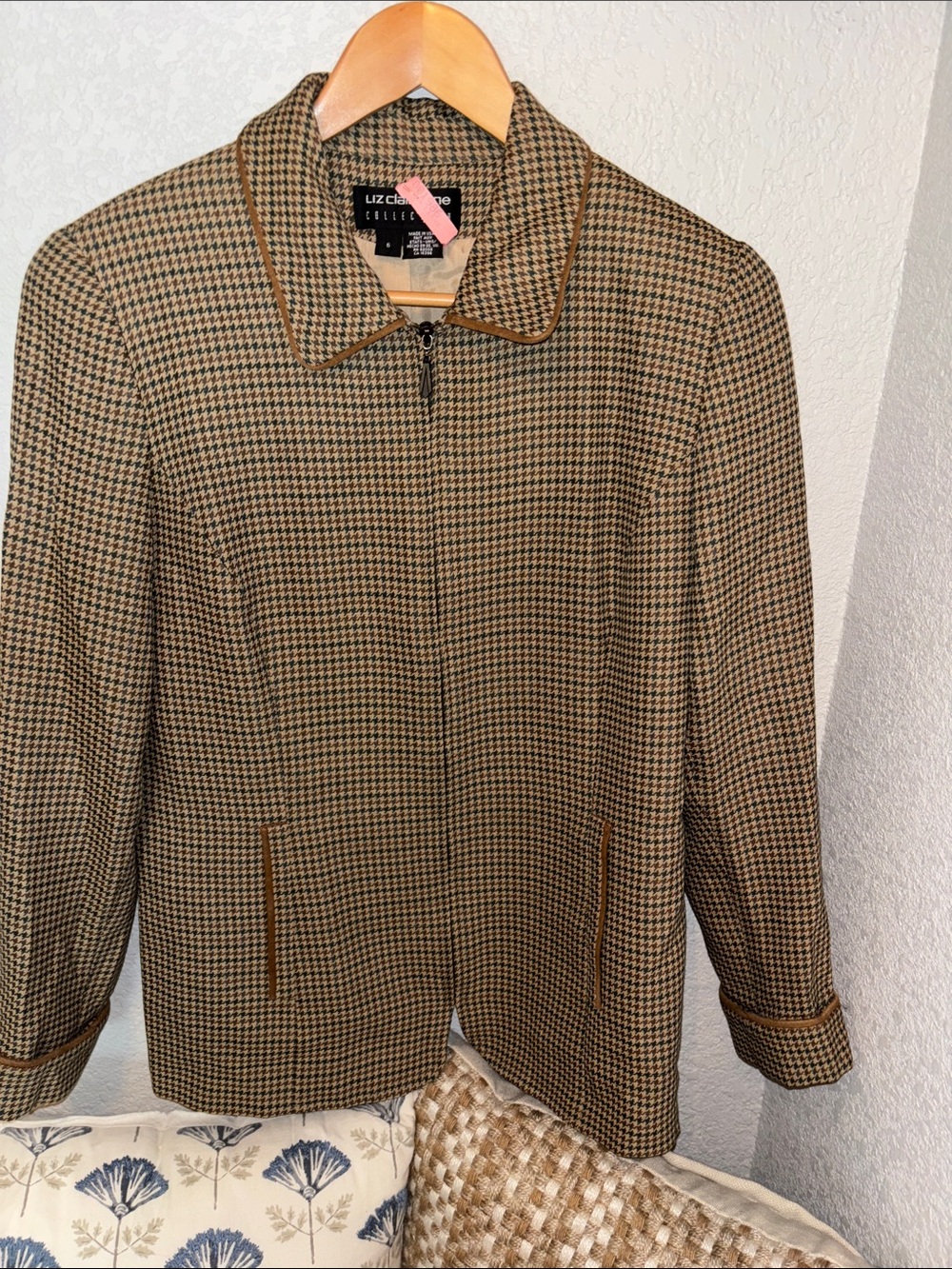 Liz Claiborne Brown Houndstooth Lightweight Jacket